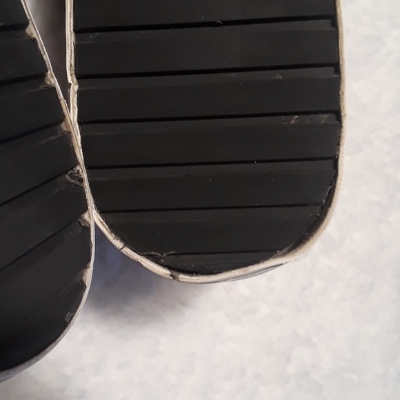 DV by Dolce Vita Slip-Ons - Picture 8 of 8